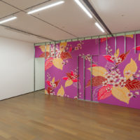 林明弘，無題，2018，噴漆、畫布、鋁架，350 x 720 cm